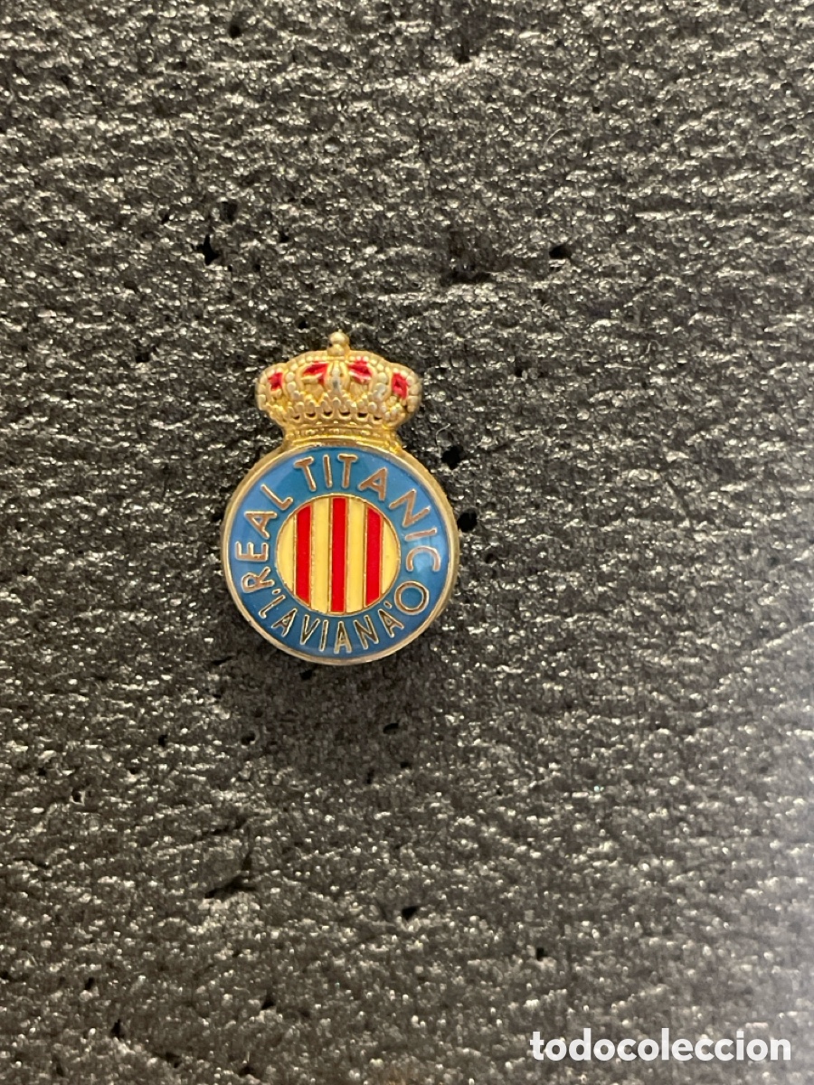 Coleccionismo deportivo: Pin 108 REAL TITANICO - Pola de Laviana (Asturias)