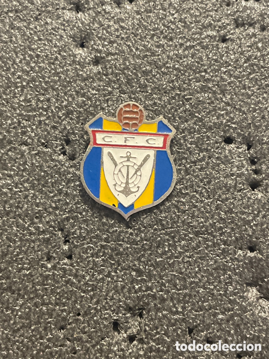 Collectionnisme sportif: Pin 145 C.F. CIMADEVILLA - Gijon (Asturias)