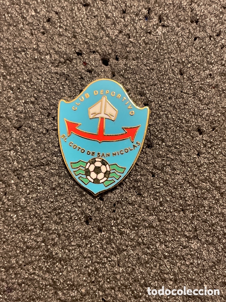 Collectionnisme sportif: Pin 146 C.D. EL COTO DE SAN NICOLAS - Gijon (Asturias)