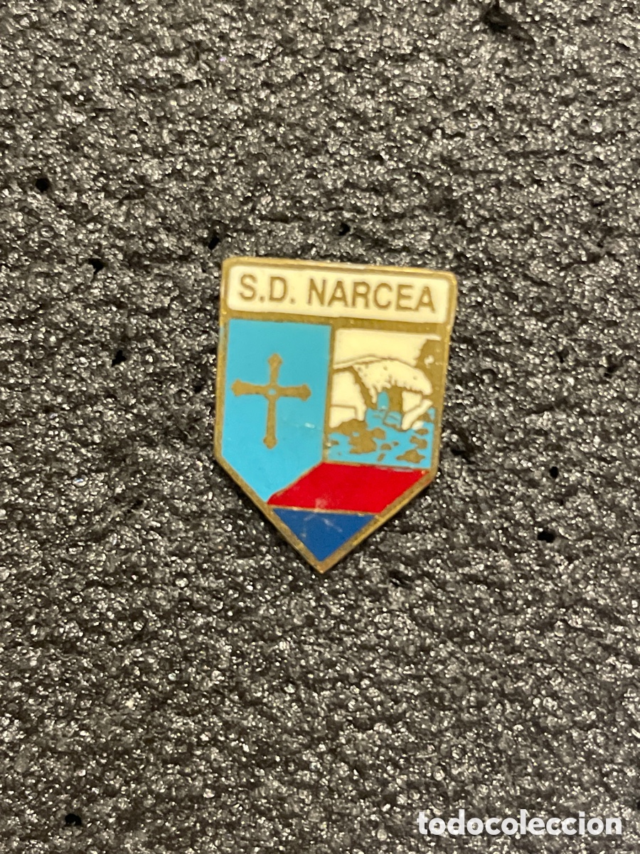 Collezionismo sportivo: Pin 186 S.D. NARCEA - Narcea (Asturias)