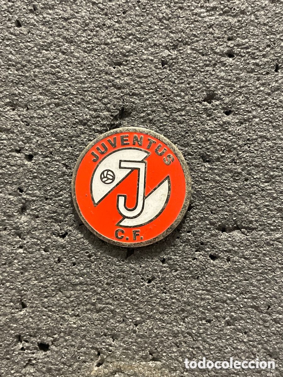 Sammelleidenschaft Sport: Pin 207 JUVENTUS C.F. - Gijon (Asturias)