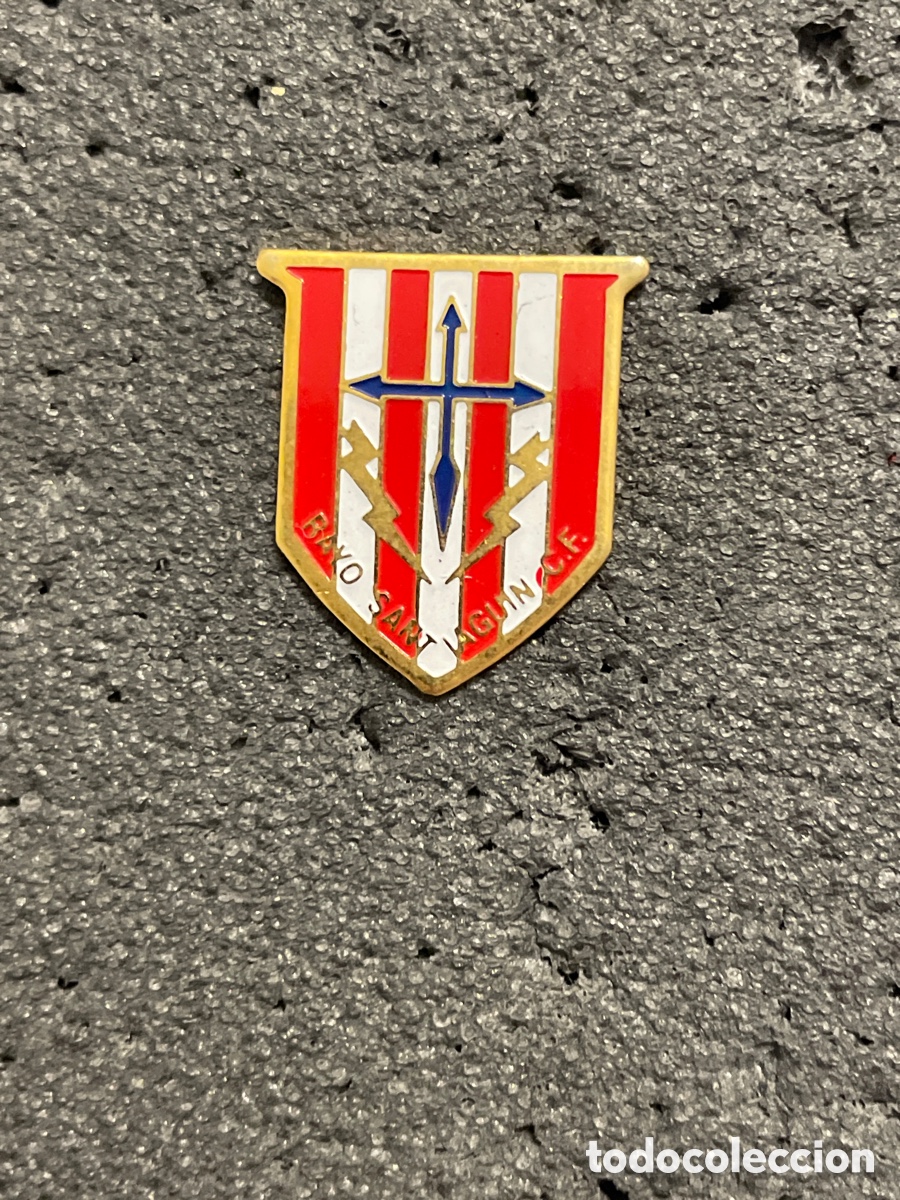 Sammelleidenschaft Sport: Pin 212 RAYO SANTIAGUIN C.F. - Carbayin (Asturias)