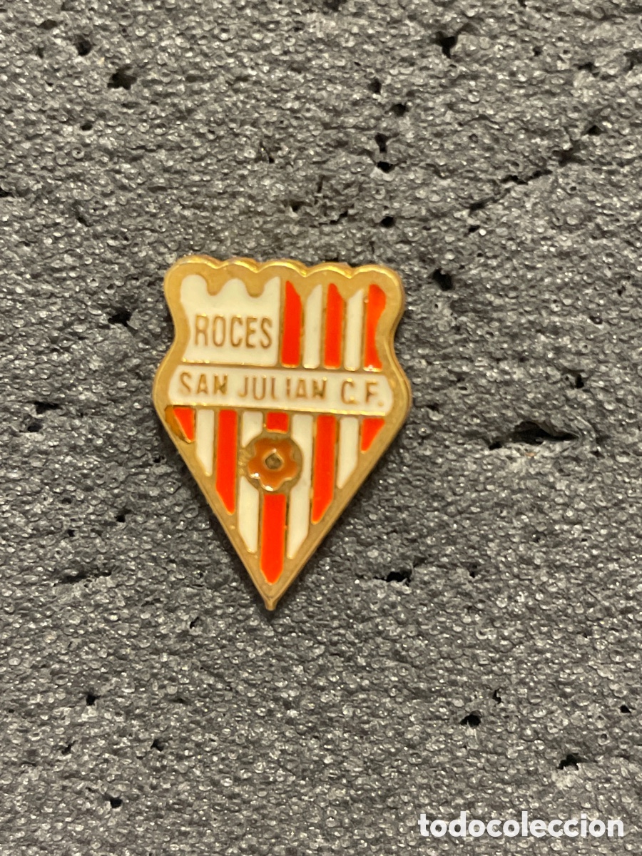 Sammelleidenschaft Sport: Pin 219 SAN JULIAN C.F. - Roces (Asturias)