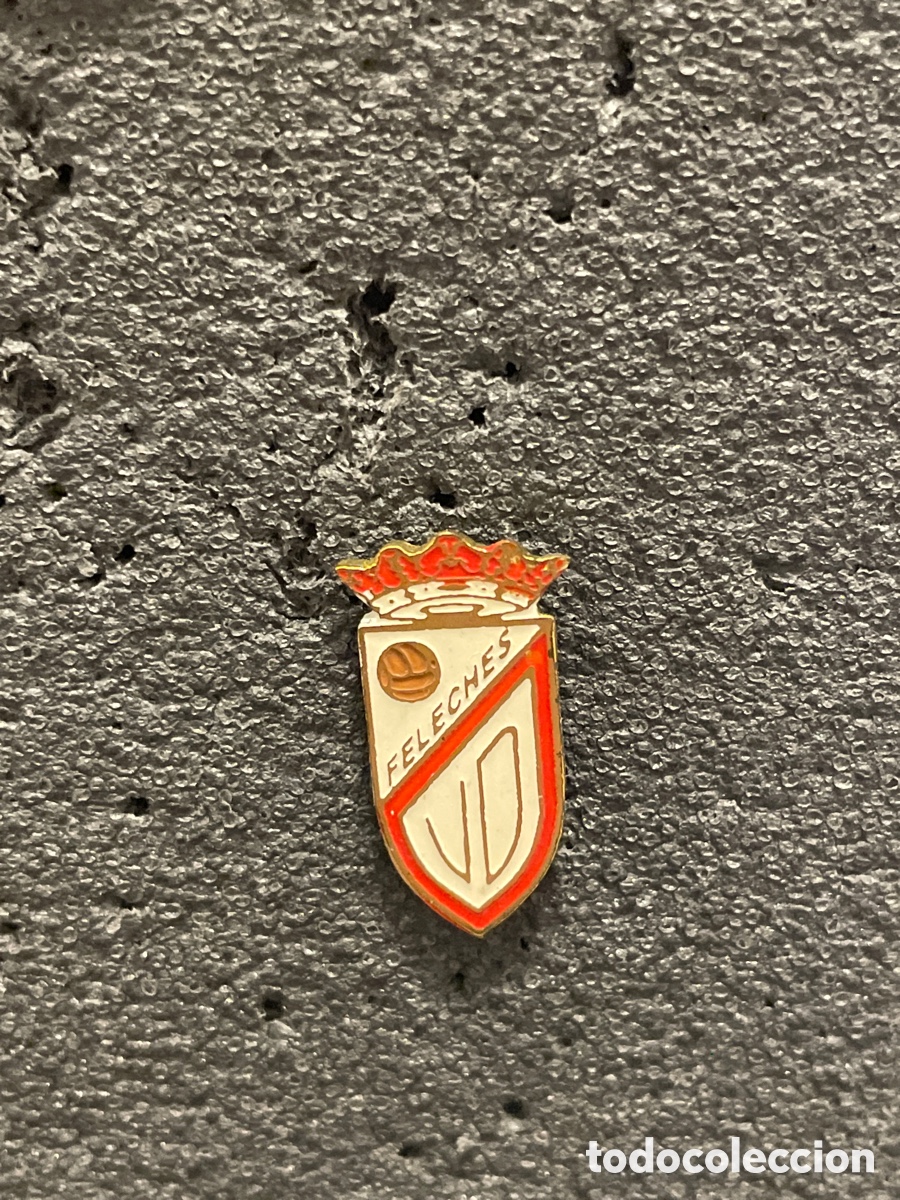 Sammelleidenschaft Sport: Pin 222 U.D. FELECHES - Feleches (Asturias)