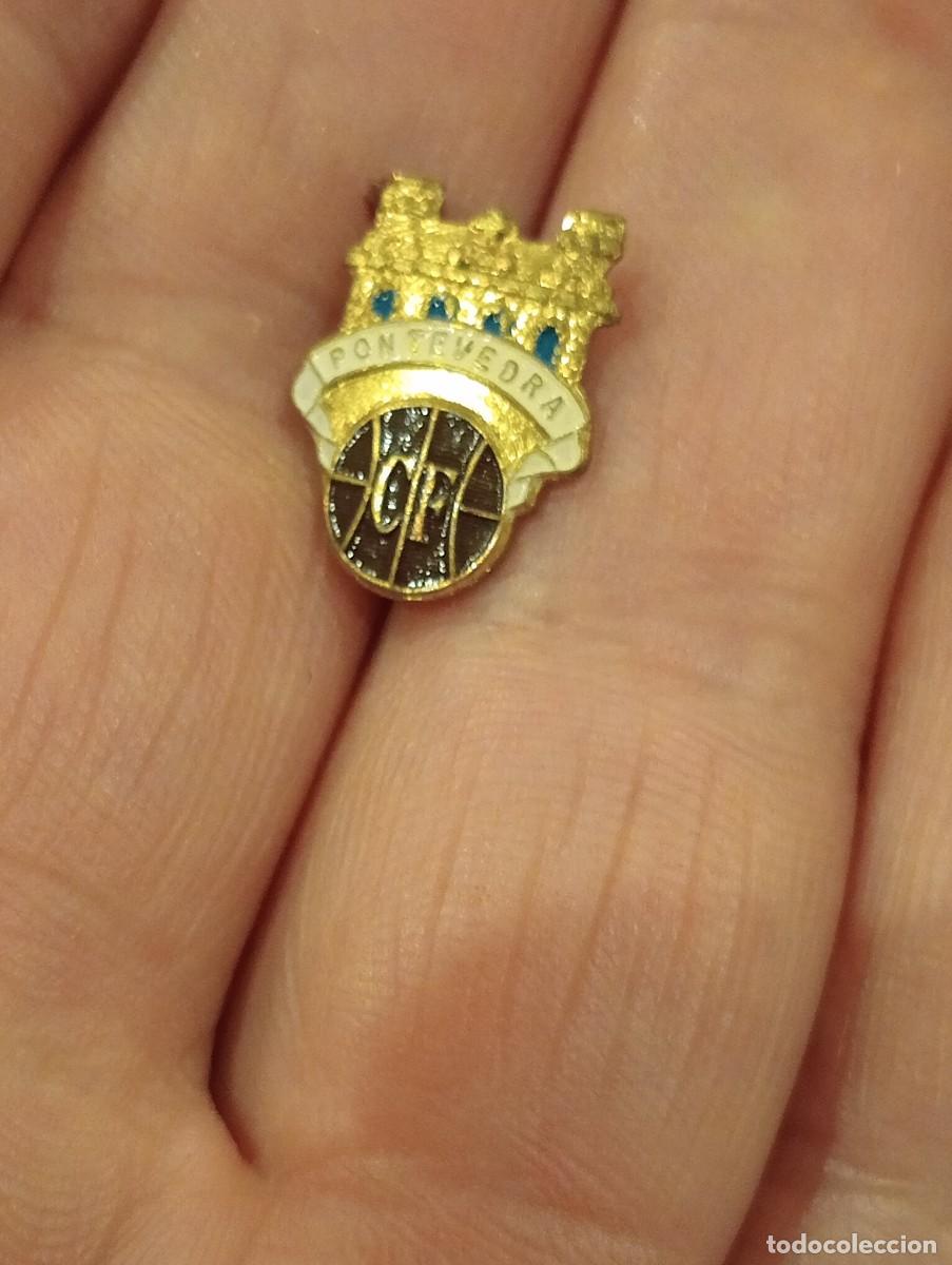 Collectionnisme sportif: INSIGNIA FUTBOL CF PONTEVEDRA PINS ALFILER ANTIGUO