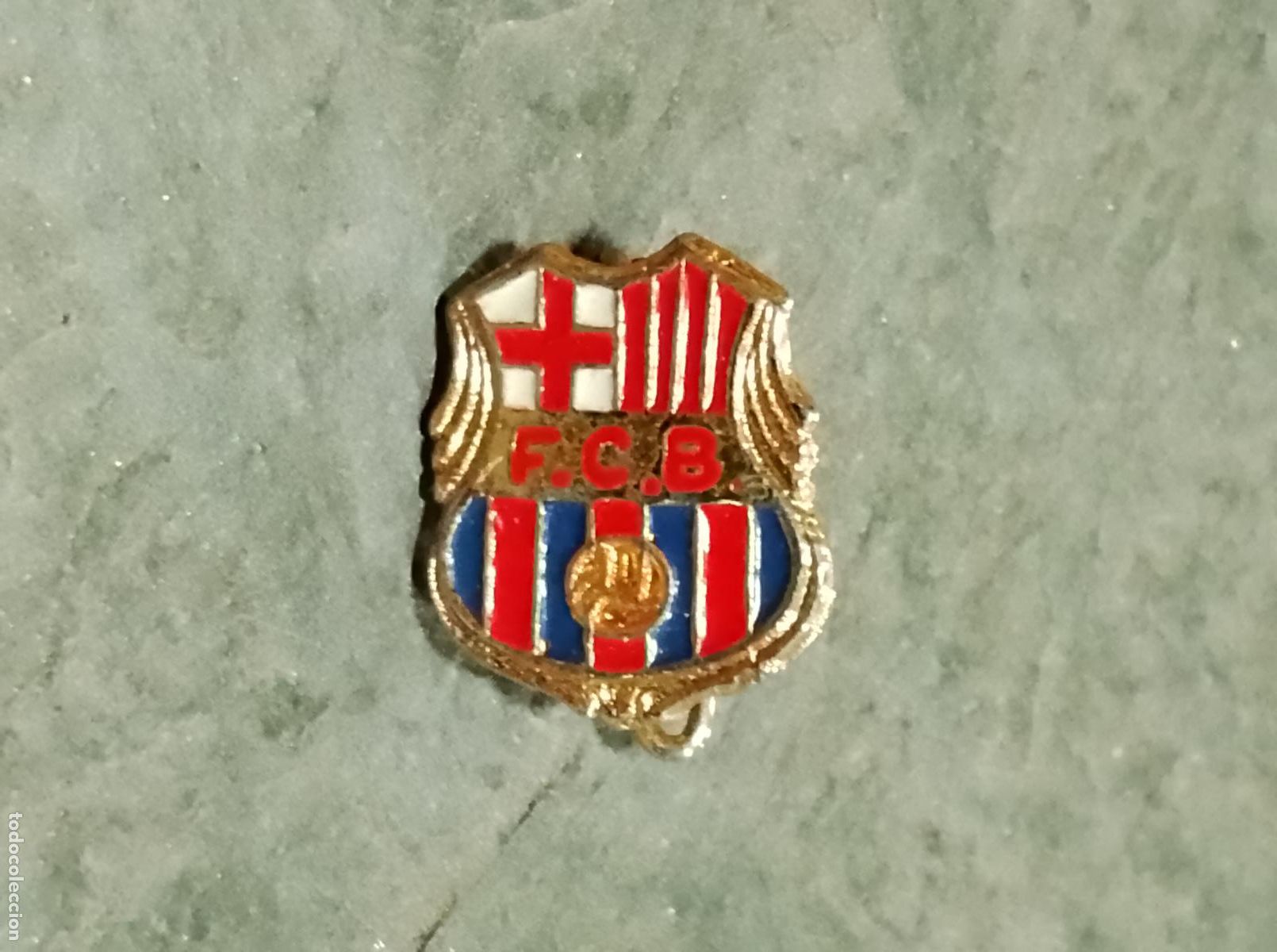 Collectionnisme sportif: Pin equipo futbol club barcelona insignia imperdible