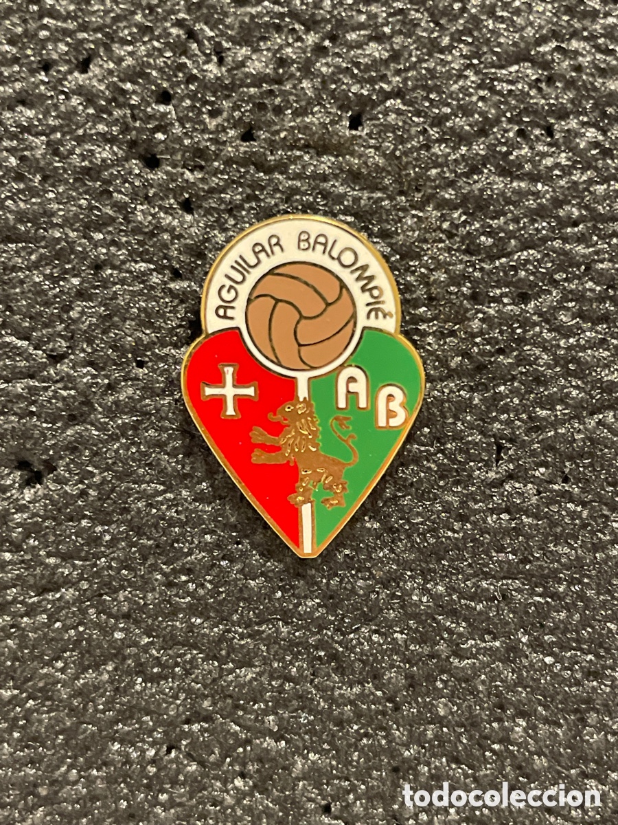 Sammelleidenschaft Sport: Pin 259 C.D. AGUILAR BALOMPIE - Posada de Llanes (Asturias)