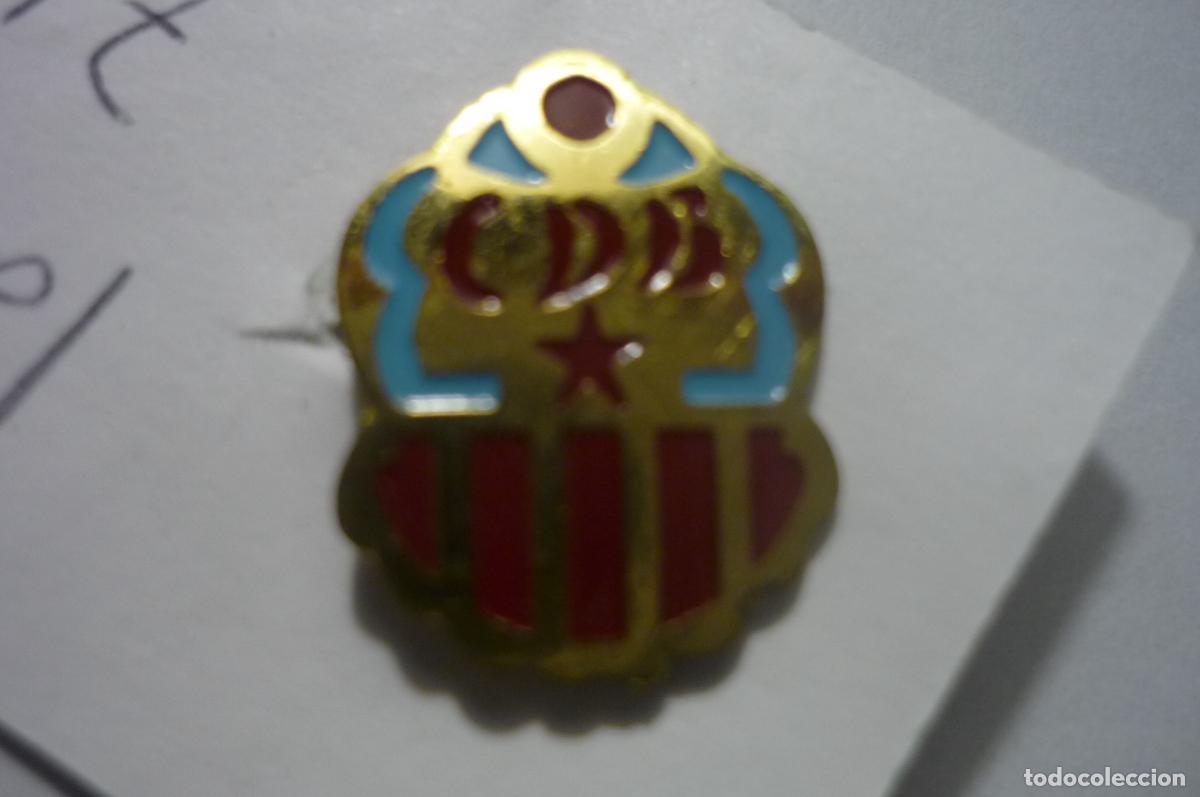 Sammelleidenschaft Sport: pin futbol fd. catalana cd batllo--&iexcl;&iexcl;boton&iexcl;&iexcl;