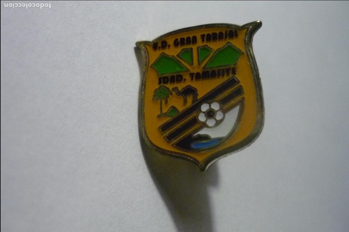 Sammelleidenschaft Sport: pin futbol cd gran tarajal