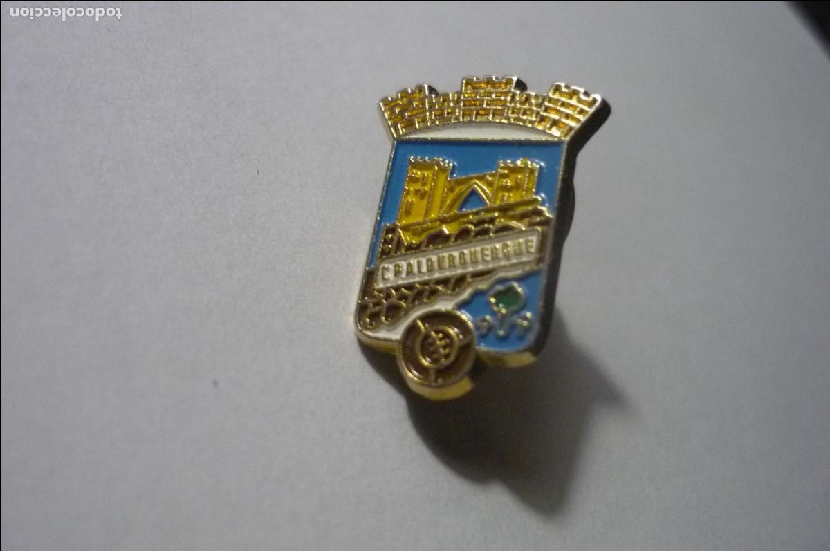 Sammelleidenschaft Sport: pin futbol cp alburquerque