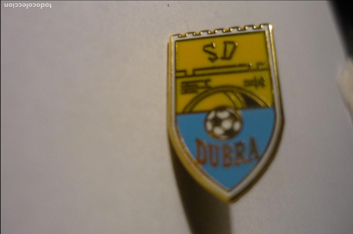 Sammelleidenschaft Sport: pin futbol sd . dubra