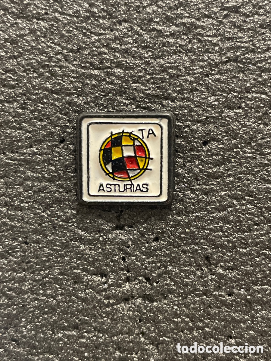 Sammelleidenschaft Sport: Pin 301 COMITE TECNICO DE ARBITROS DE ASTURIAS