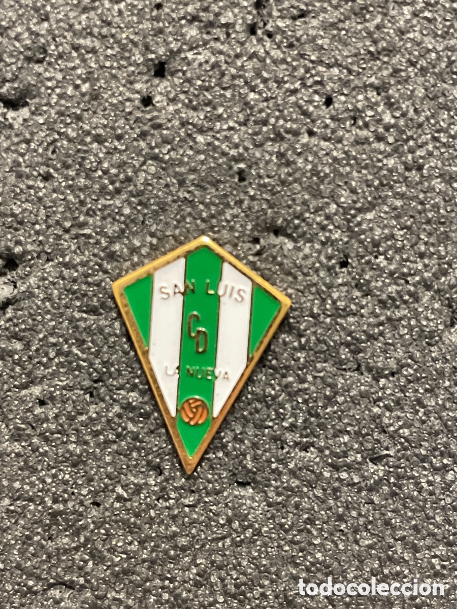 Sammelleidenschaft Sport: Pin 339 C.D. SAN LUIS - La Nueva (Asturias)