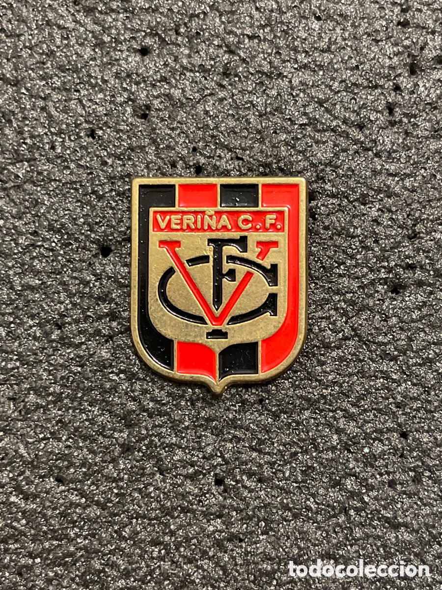 Sammelleidenschaft Sport: Pin 362 VERI&Ntilde;A C.F. - Gijon (Asturias)