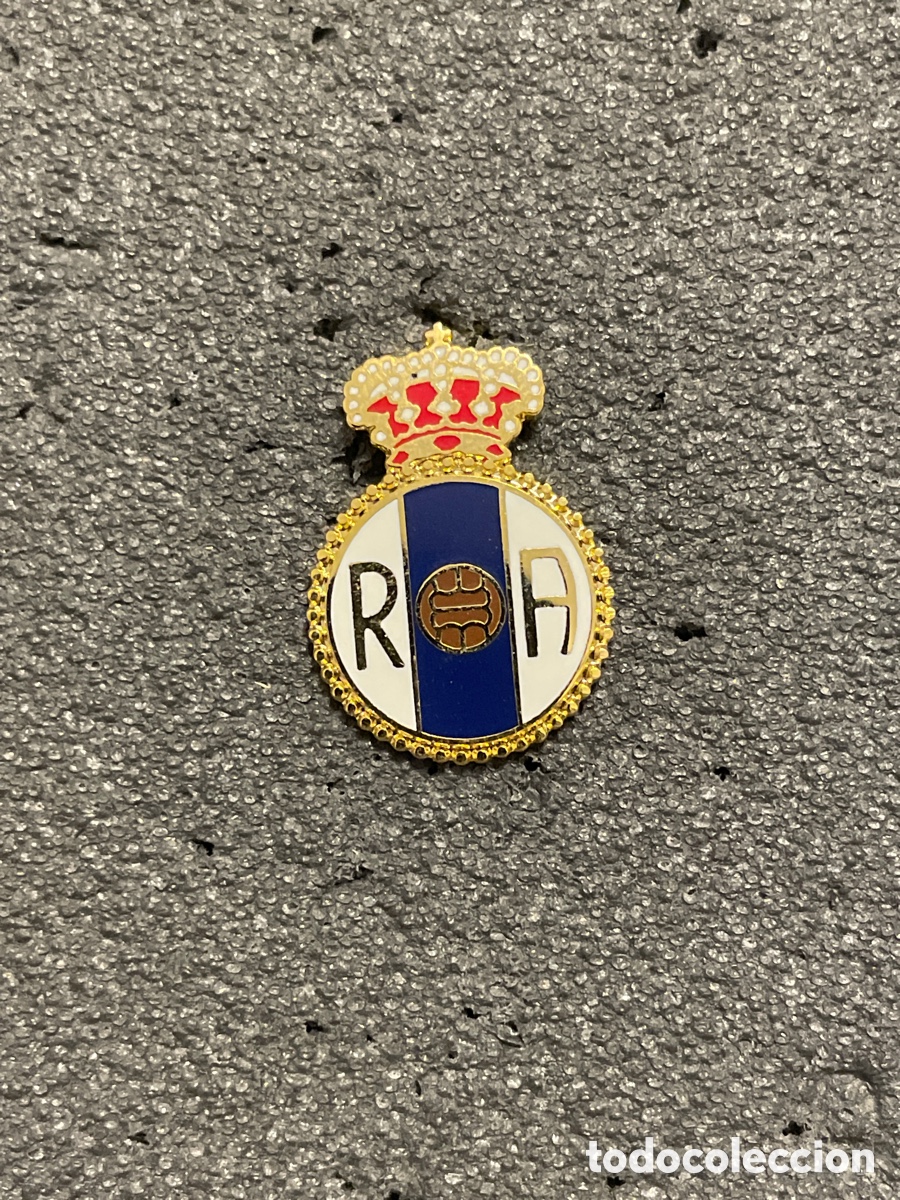 Collectionnisme sportif: Pin 409 REAL AVILES C.F. - Aviles (Asturias)