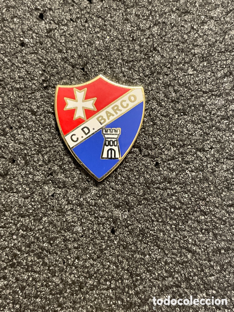 Coleccionismo deportivo: Pin 17 C.D. BARCO - Barco de Valdeorras (Orense)