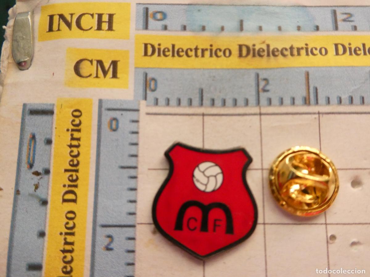Sammelleidenschaft Sport: PIN DE DEPORTES. F&Uacute;TBOL. MIRANDA CF AVILES ASTURIAS. ESCUDO EQUIPO