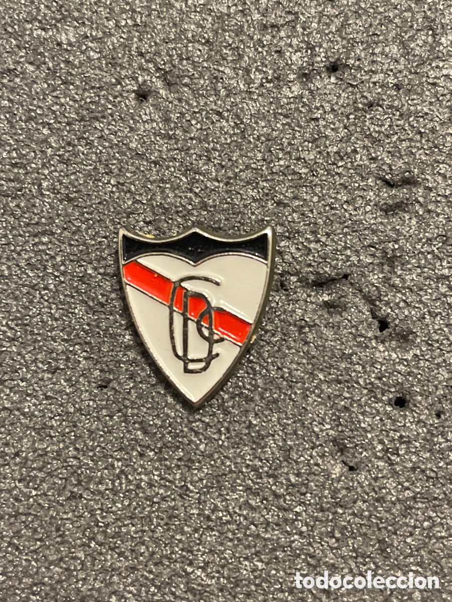 Collezionismo sportivo: Pin 122 C.D. CIUDAD - La Coru&ntilde;a