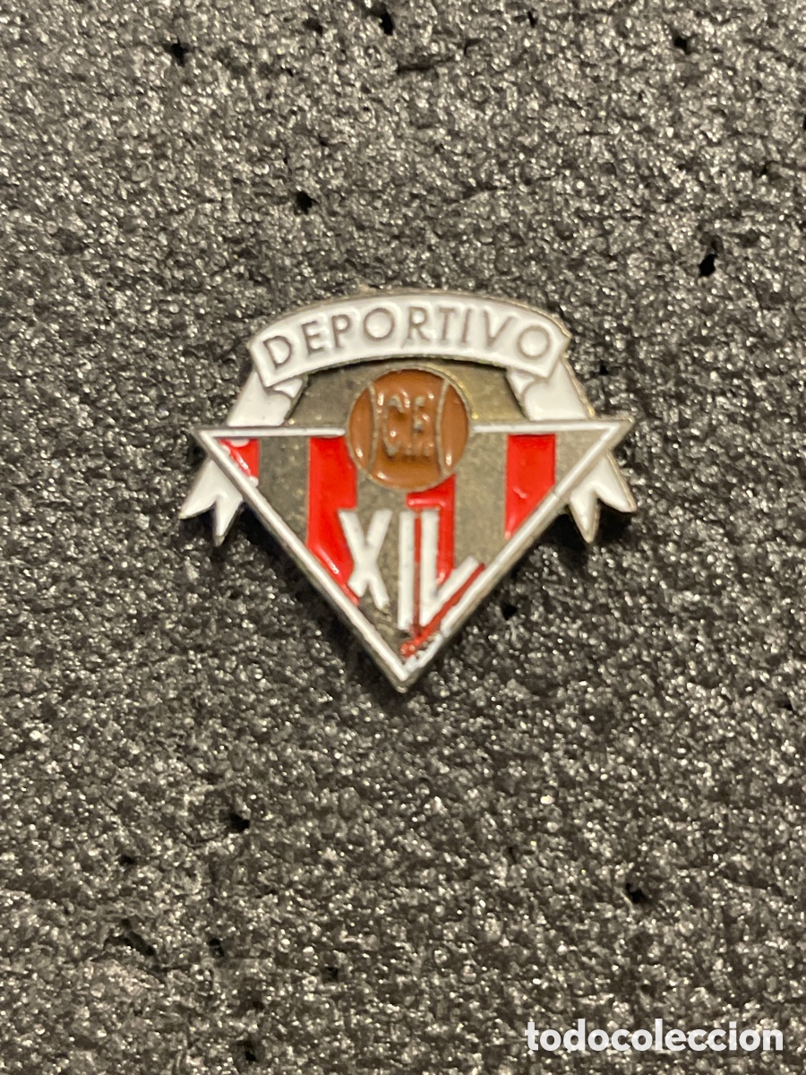 Collezionismo sportivo: Pin 139 DEPORTIVO XIL - Mea&ntilde;o (Pontevedra)