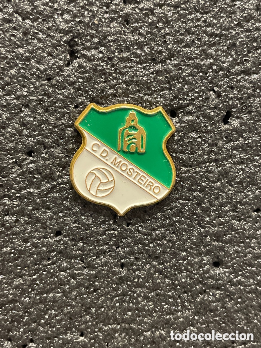 Collezionismo sportivo: Pin 300 C.D. MOSTEIRO - Mosteiro (Pontevedra)