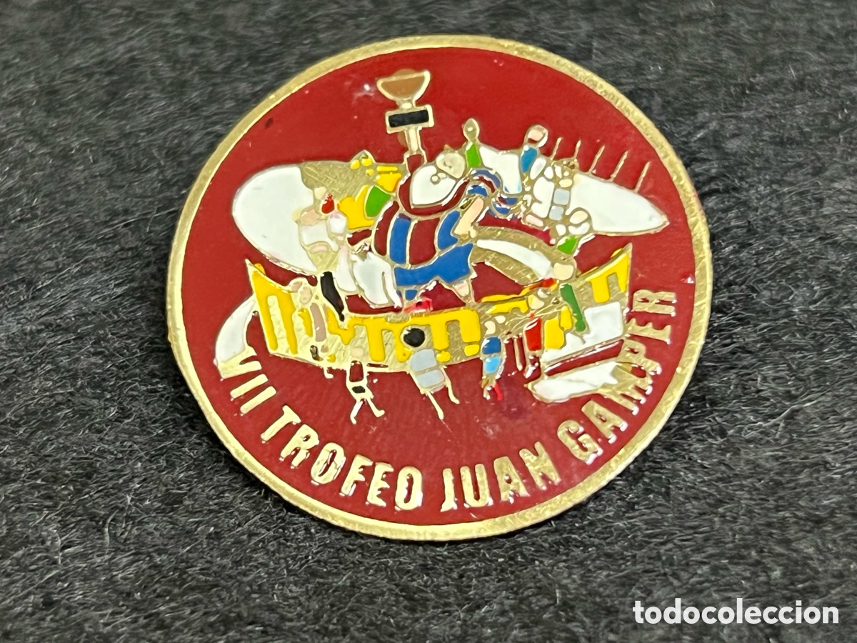 Collezionismo sportivo: PIN VII TROFEO JOAN GAMPER 1972 FC BARCELONA VASCO GAMA CSKA SOF&Iacute;A BORUSSIA MONCHENGLADBACH INSIGNIA