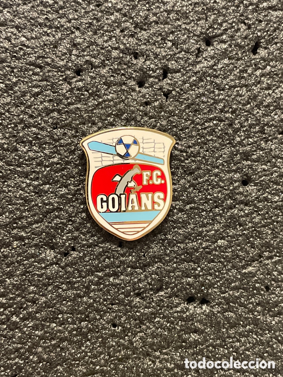 Collezionismo sportivo: Pin 311 F.C. GOIANS - La Coru&ntilde;a