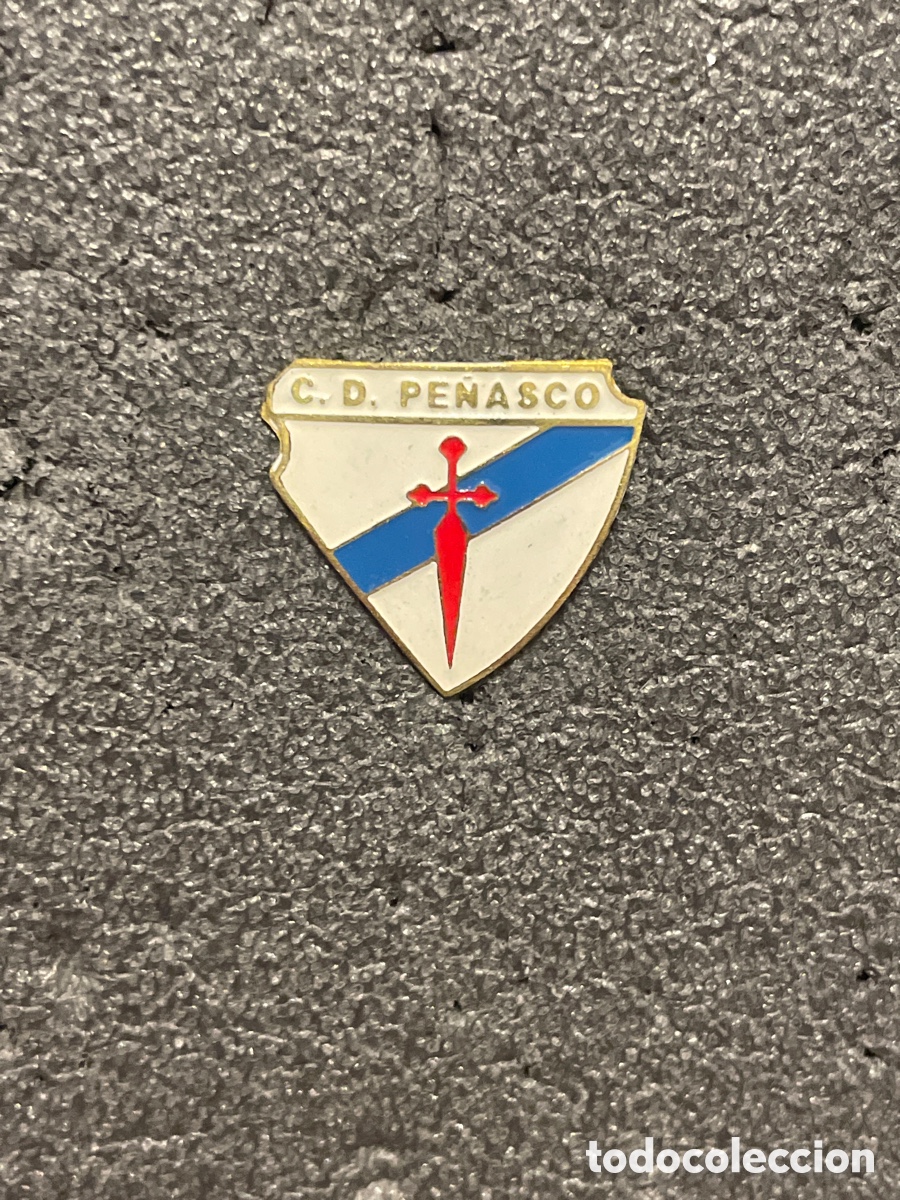 Collezionismo sportivo: Pin 320 C.D. PE&Ntilde;ASCO - Vigo (Pontevedra)