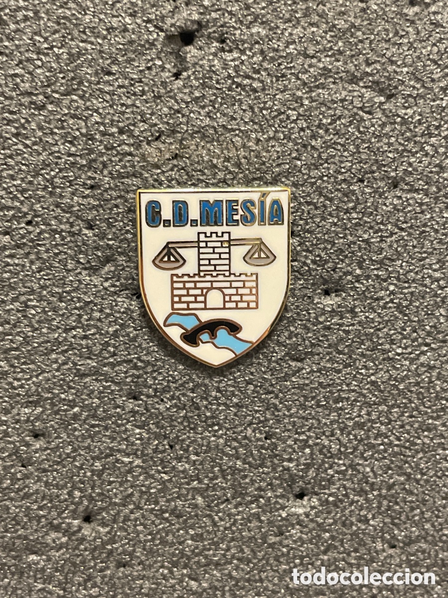 Collezionismo sportivo: Pin 418 C.D. MESIA - Mesia (La Coru&ntilde;a)