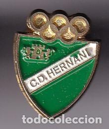 Collezionismo sportivo: PIN DEL EQUIPO DE FUTBOL DEL HERNANI (FOOTBALL)