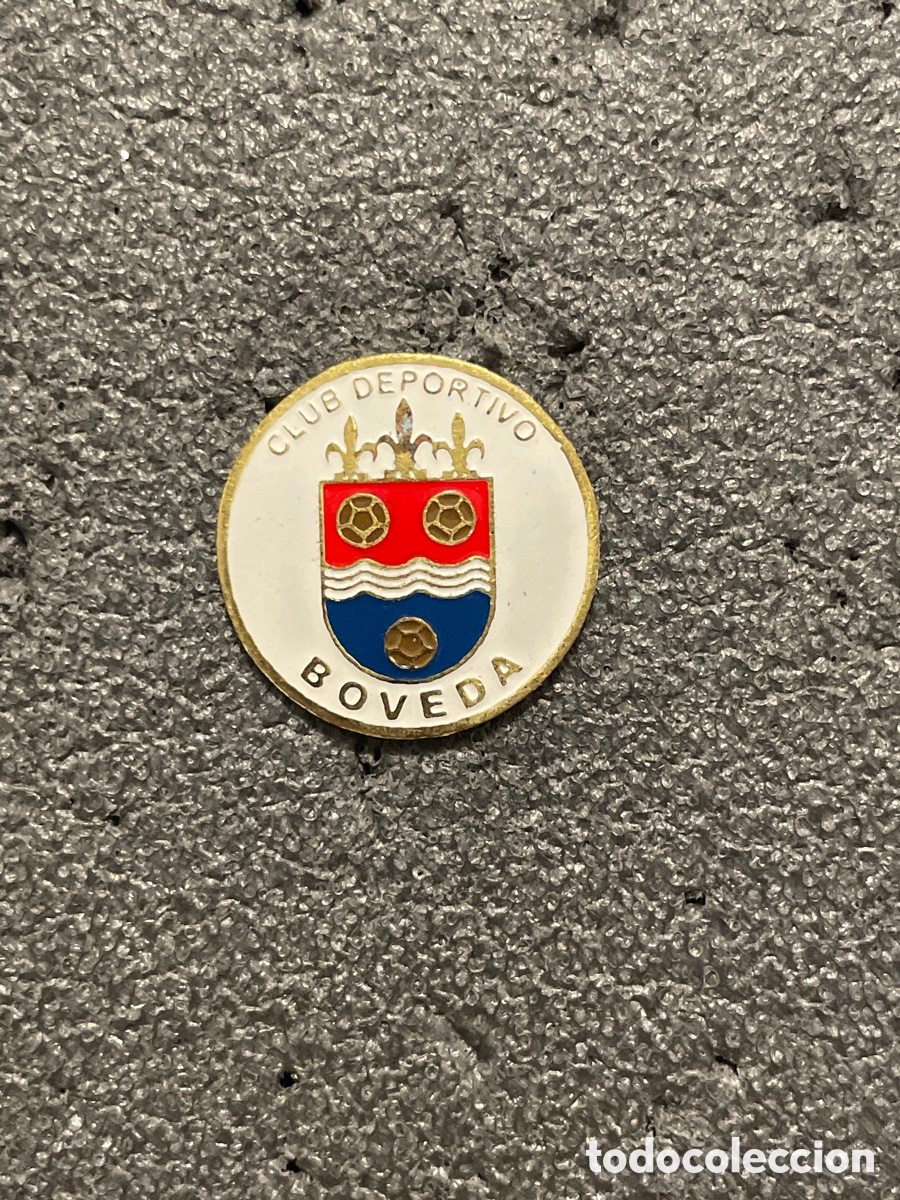 Collezionismo sportivo: Pin 424 C.D. BOVEDA - B&oacute;veda (Lugo)