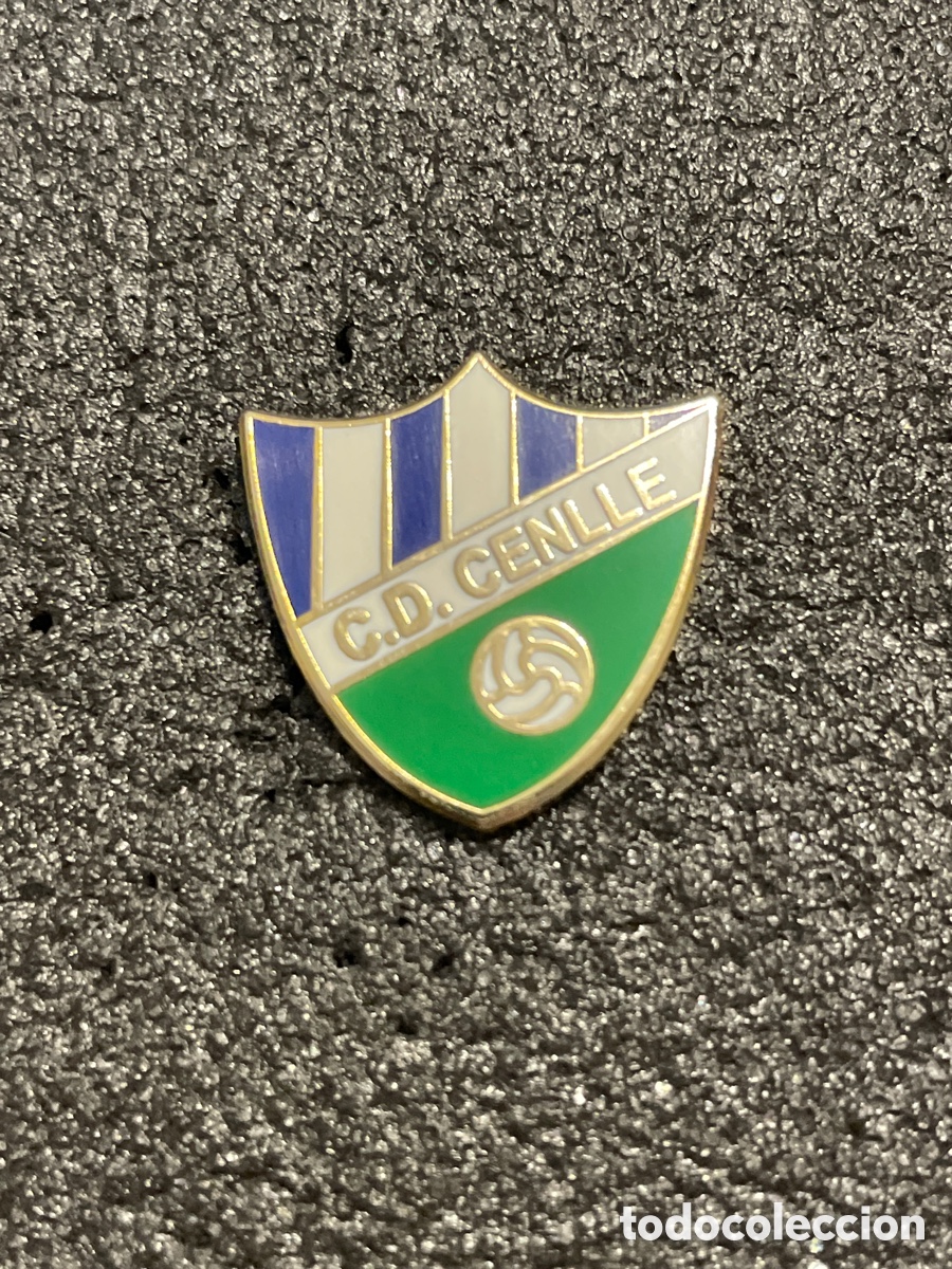 Collezionismo sportivo: Pin 467 C.D. CENLLE - Cenlle (Orense)