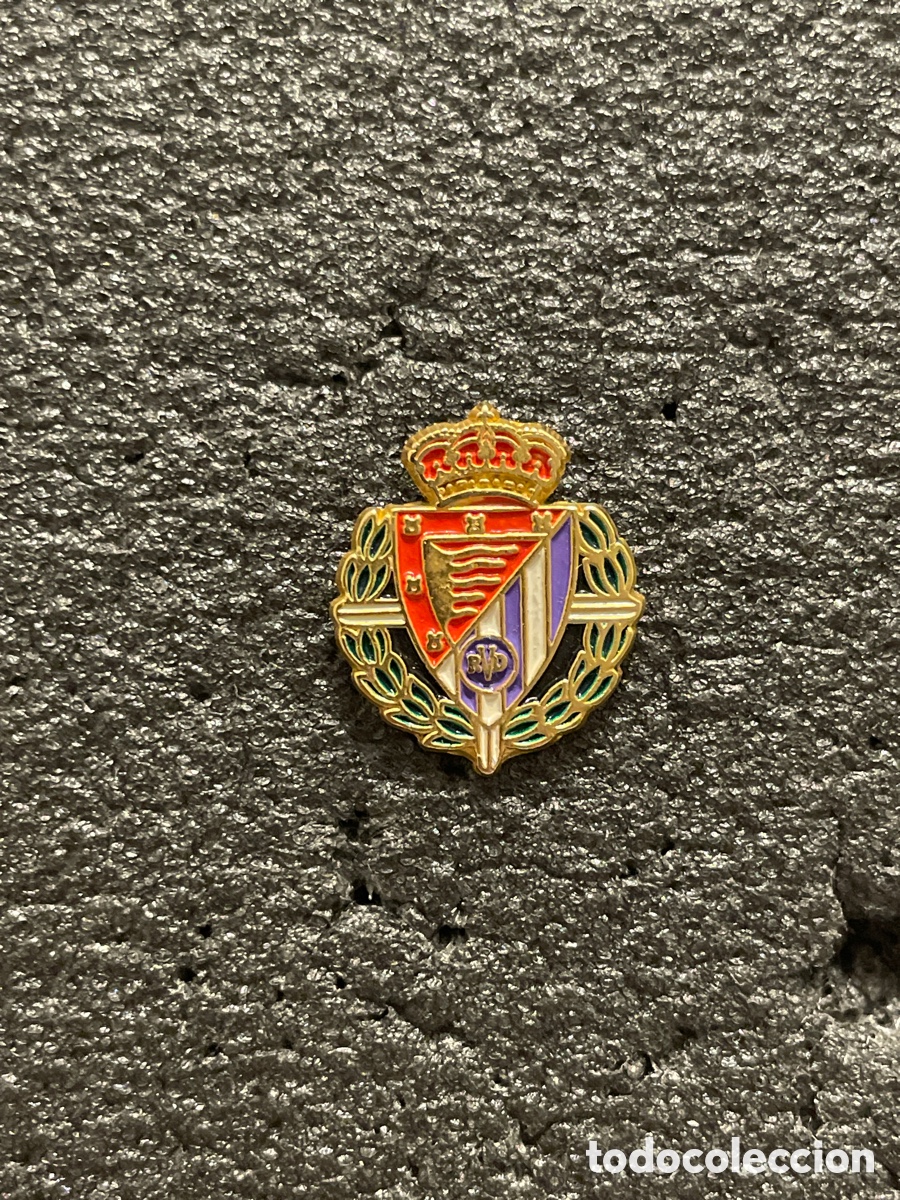 Collezionismo sportivo: Pin 2 REAL VALLADOLID DEPORTIVO - Valladolid