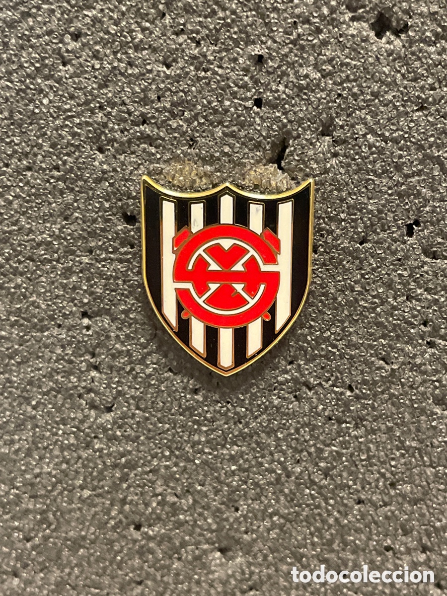 Collezionismo sportivo: Pin 51 S.D. HULLERA VASCO LEONESA - Santa Luc&iacute;a de Gordon (Leon)
