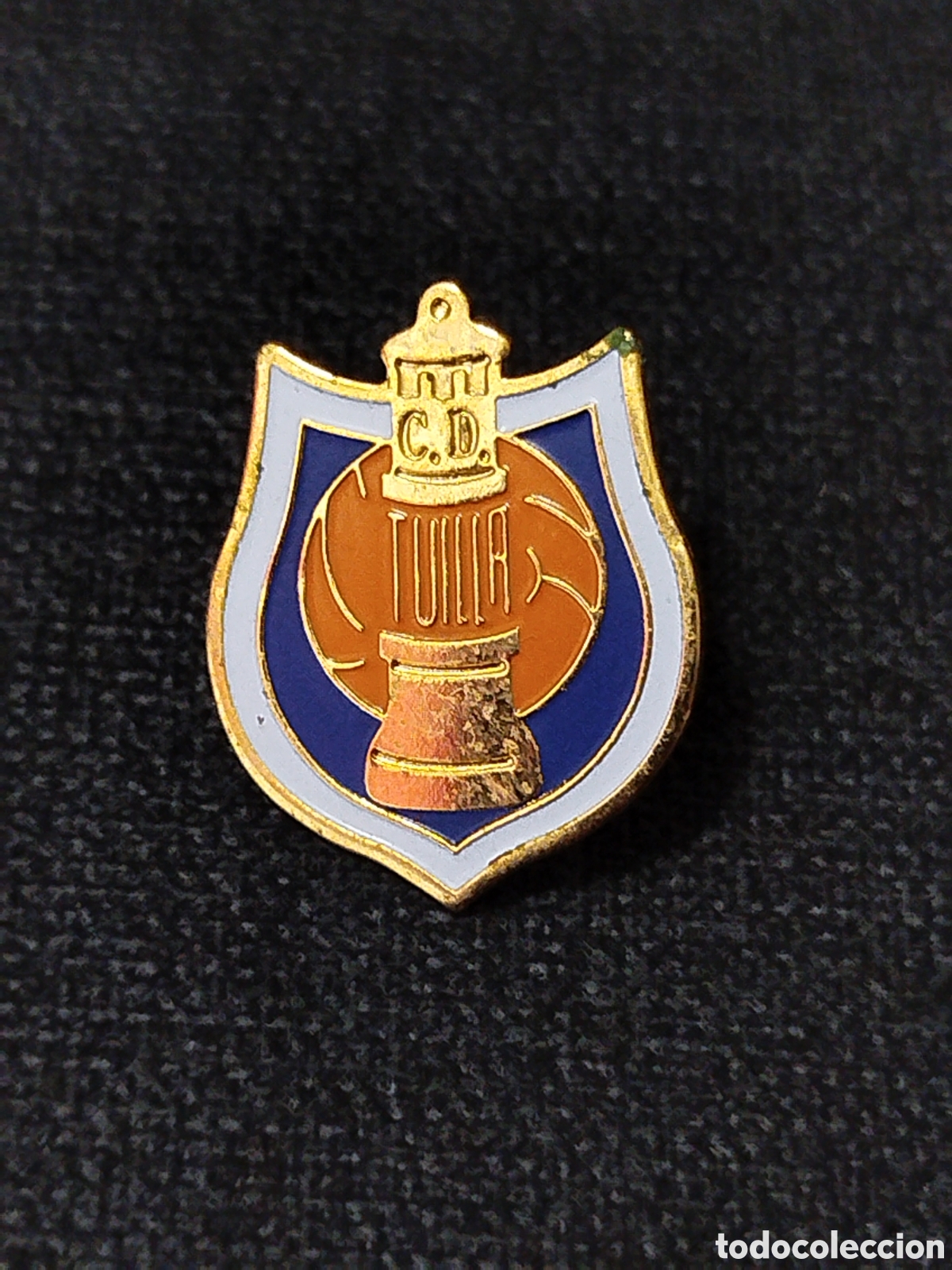 Coleccionismo deportivo: PINS DE FUTBOL.CD TUILLA . ASTURIAS