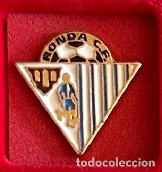 Sammelleidenschaft Sport: Pin de Futbol del Club Ronda CF Malaga