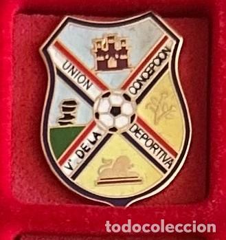 Collezionismo sportivo: Pin de Futbol del Club UD Villanueva de la Concepcion Malaga