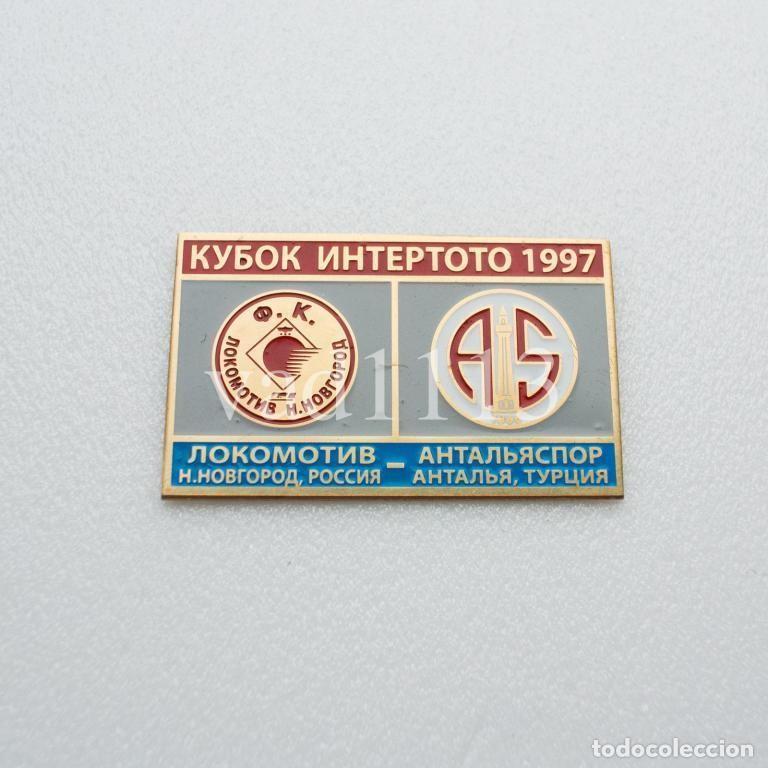 Collezionismo sportivo: Badge Pin: UEFA Cup Winners' Cup 1997-98 Lokomotiv Moscow Russia - &rdquo; Kocaelispor &rdquo; Turkey