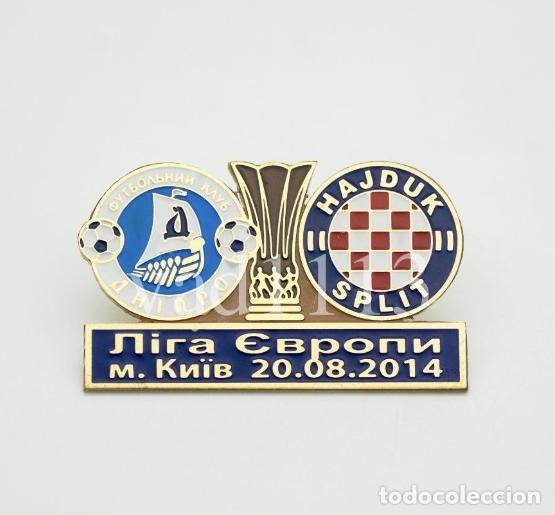 Collezionismo sportivo: Badge Pin: UEFA Europa League 2014-15 FC Dnipro Ukraine - Hajduk Split Croatia