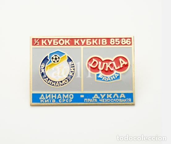 Collezionismo sportivo: Badge Pin: European Champion Clubs' Cup 1985-86 Dynamo Kyiv Ukraine - Dukla Praha Czech Republic