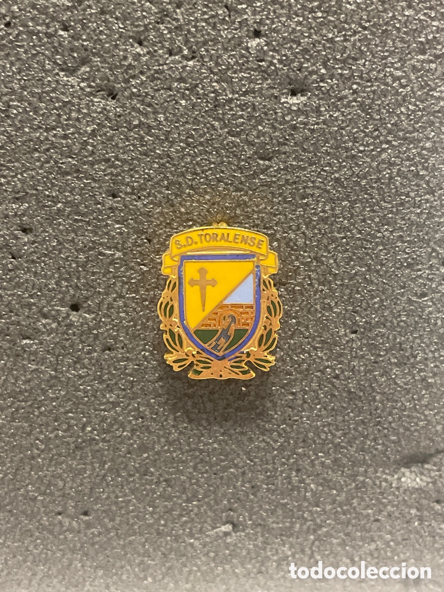 Sammelleidenschaft Sport: Pin 199 S.D. TORALENSE - Toral de los Vados (Leon)