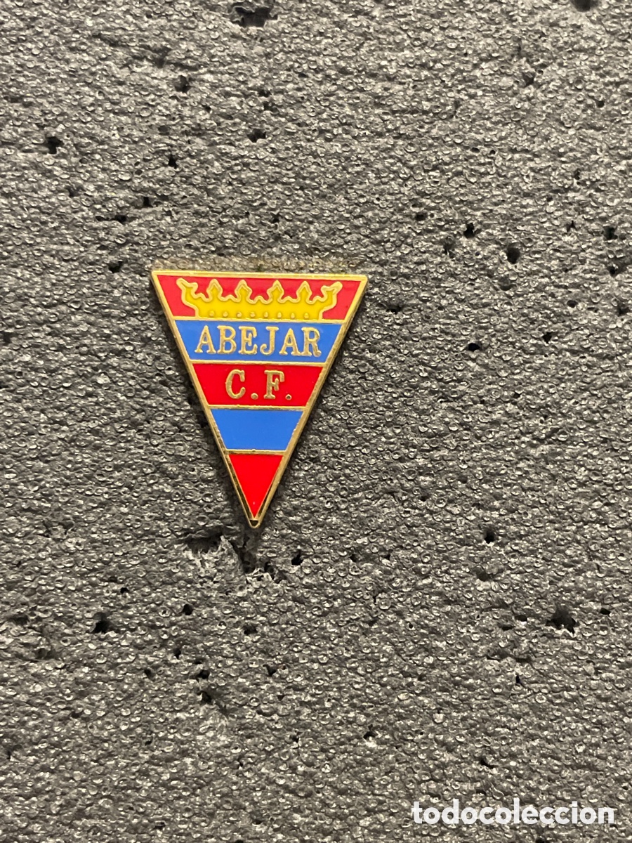 Collezionismo sportivo: Pin 321 ABEJAR C.F. - Abejar (Soria)