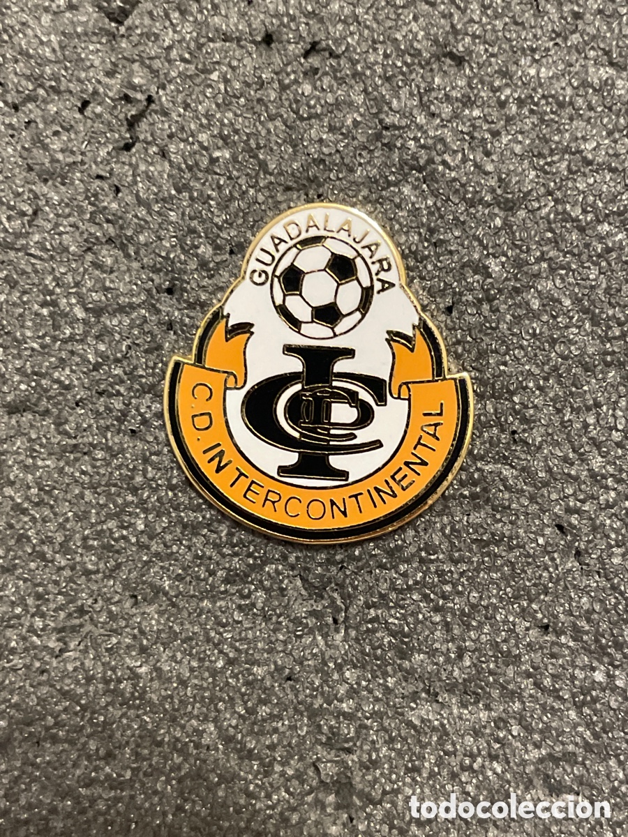 Collezionismo sportivo: Pin 110 C.D. INTERCONTINENTAL - Guadalajara
