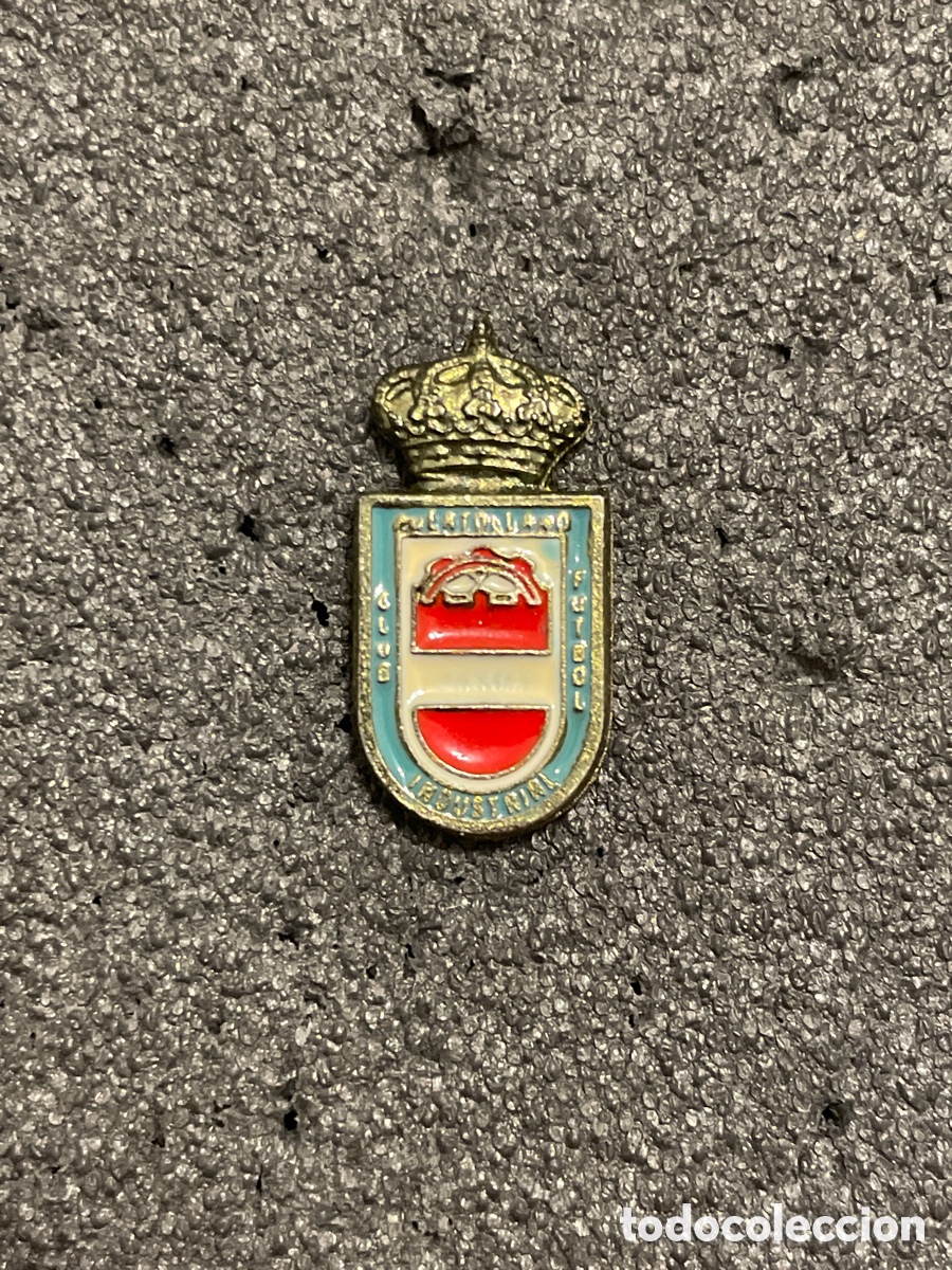 Collezionismo sportivo: Pin 217 PUERTOLLANO INDUSTRIAL C.F. - Puertollano (Ciudad Real)