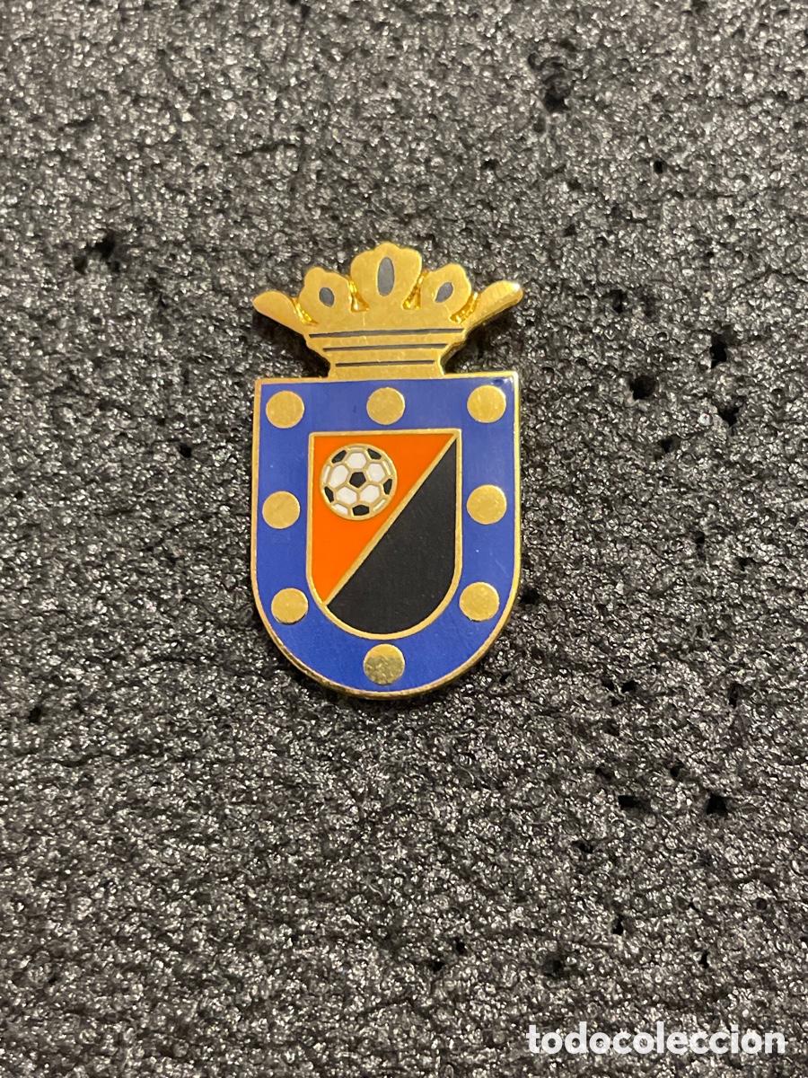 Collezionismo sportivo: Pin 223 C.F. CHILLON - Chillon (Ciudad Real)