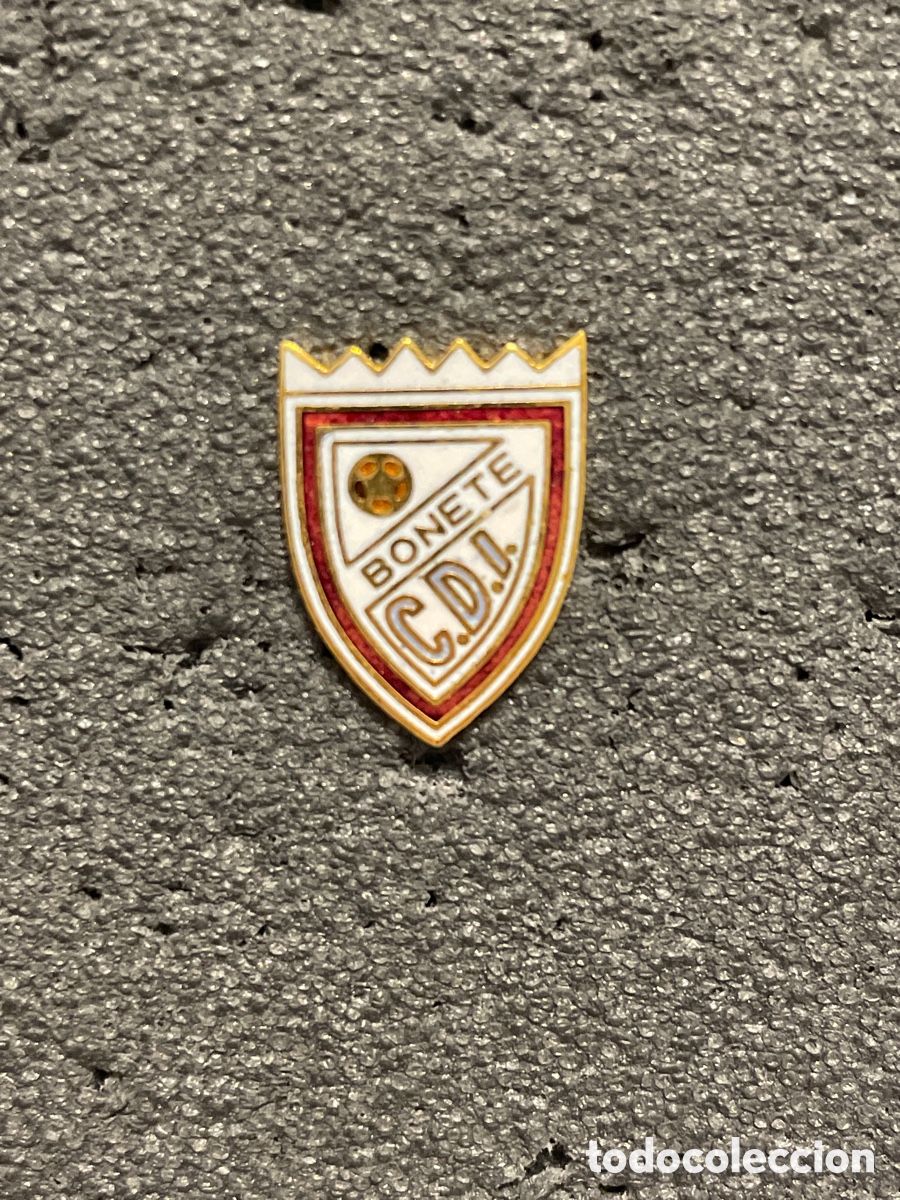 Collezionismo sportivo: Pin 345 C.D. IMPERIAL - Bonete (Albacete)