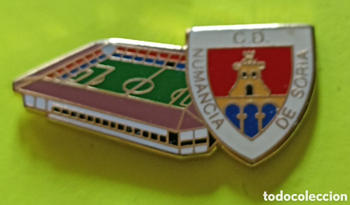 Collezionismo sportivo: PIN F&Uacute;TBOL ESMALTE, ESTADIO NUMANCIA