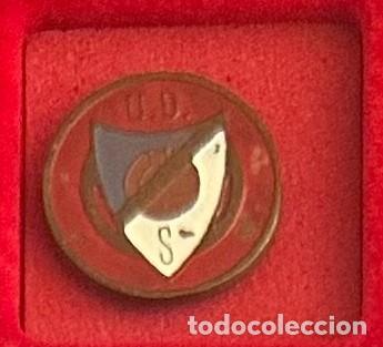 Collezionismo sportivo: Pin de futbol del Club UD Sixto Malaga