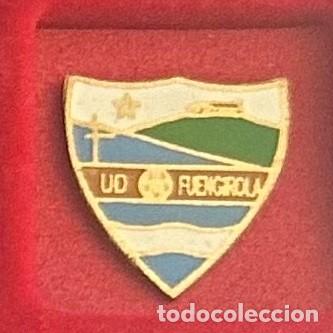 Collezionismo sportivo: Pin de futbol del Club UD Fuengirola Malaga
