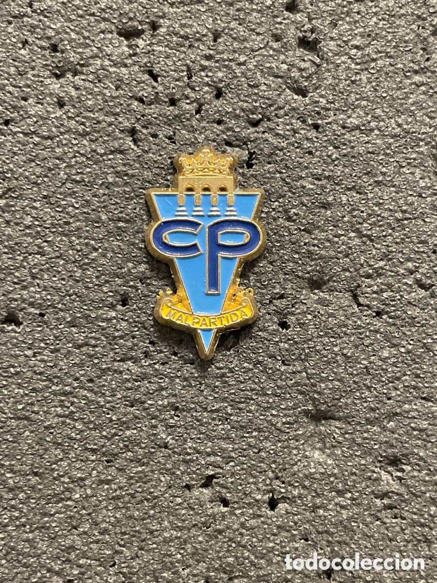 Collezionismo sportivo: Pin 47 C.P. MALPARTIDA - Malpartida de C&aacute;ceres (C&aacute;ceres)