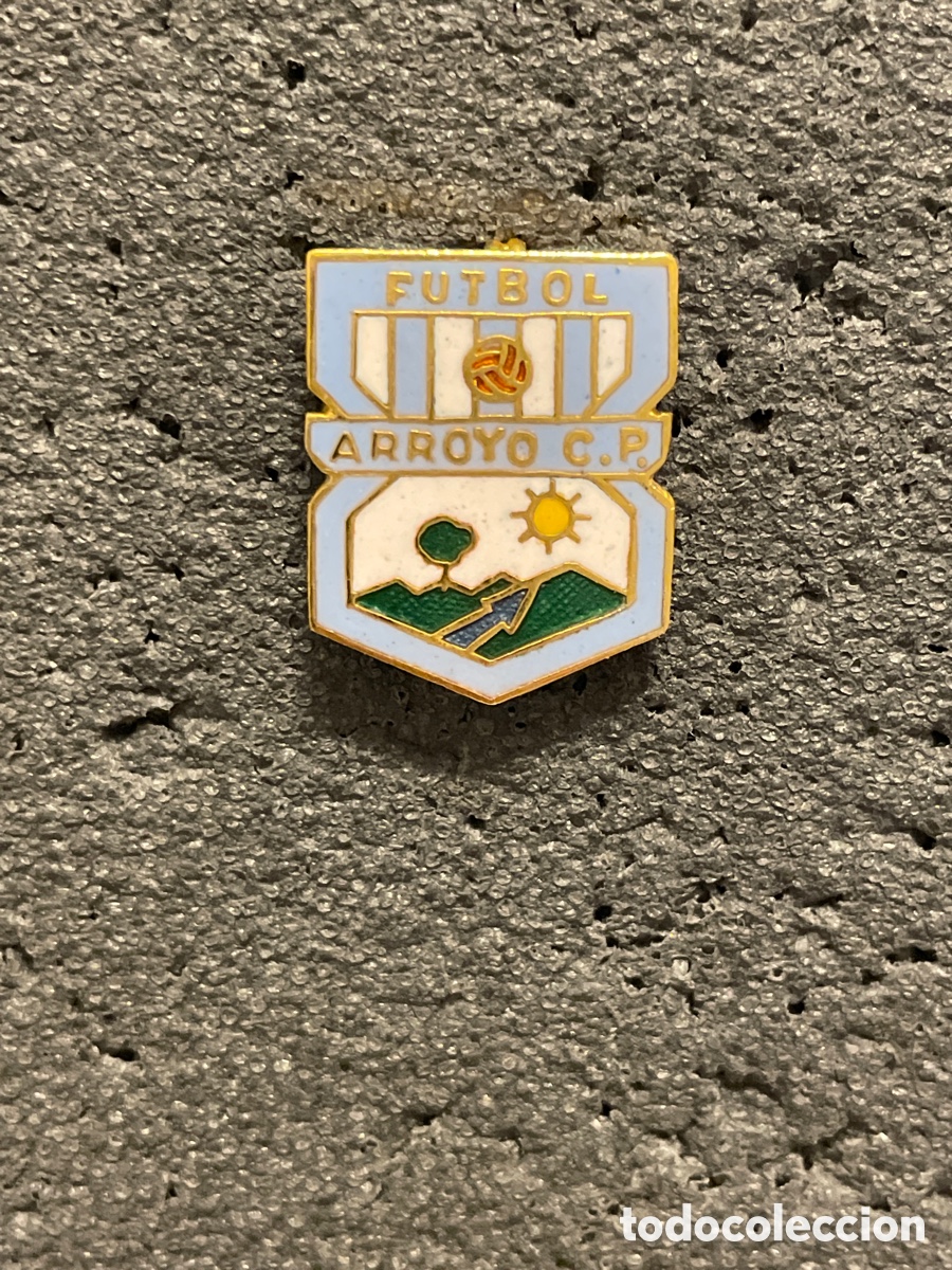 Collezionismo sportivo: Pin 85 ARROYO C.P. - Arroyo de la Luz (C&aacute;ceres)